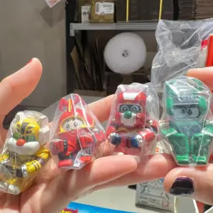 BANDAI扭蛋 鐵腕偵探露寶達 x 機甲小寶 等待系列 SET OF 4 (31)